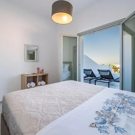 Divaly - Private Heated Jacuzzi Apartment *